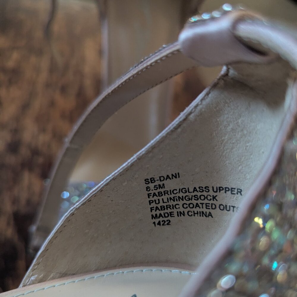 NEW!! Never worn! Betsey Johnson Women's Dani Heeled Sandal - Picture 8 of 9